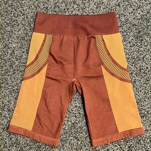 🌸4/$20🌸Fabletics Women's Seamless Shorts Size Small EUC